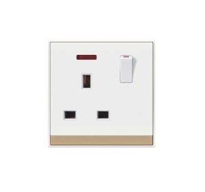 HEE Lotus XL 13A 3Pin Flat Socket with Switch