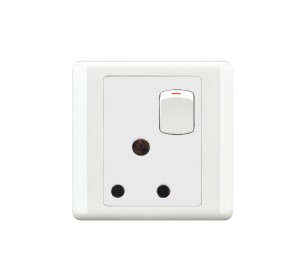 HEE New Classic 15A Round Switched Socket