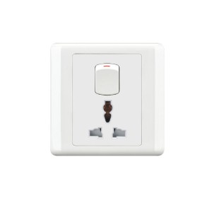 HEE New Classic 3 pin MF Switched Socket